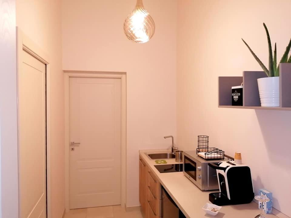Lux Suite 塔兰托 外观 照片