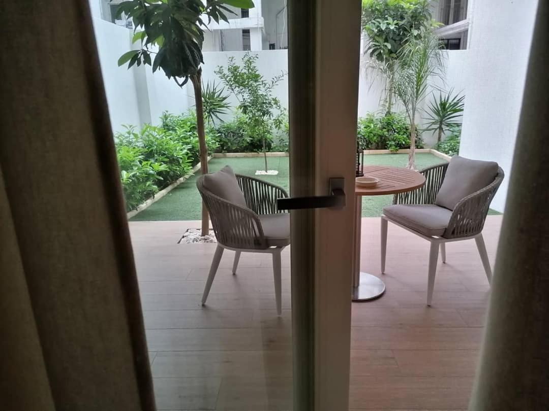 Lux Suite 塔兰托 外观 照片